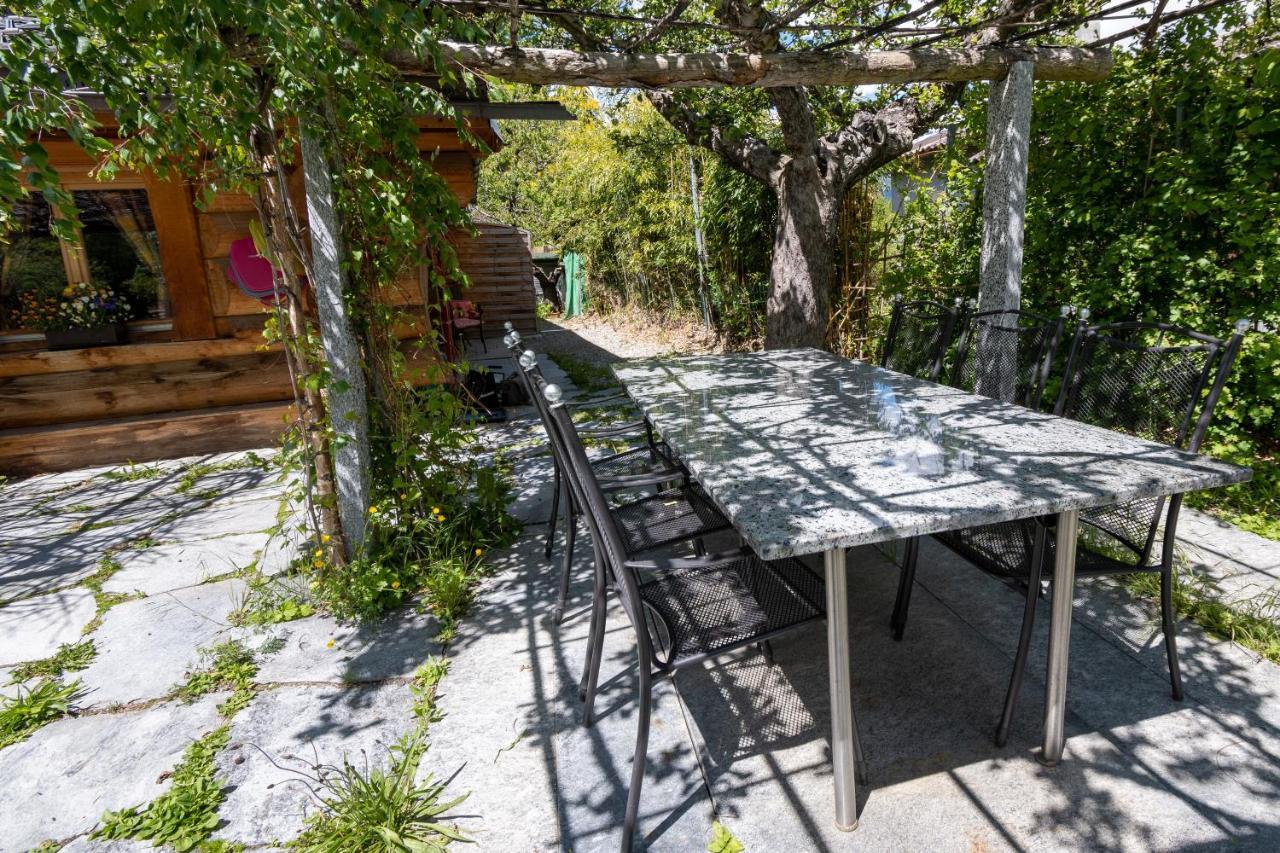 Le Gite de Briey Chalais Extérieur photo