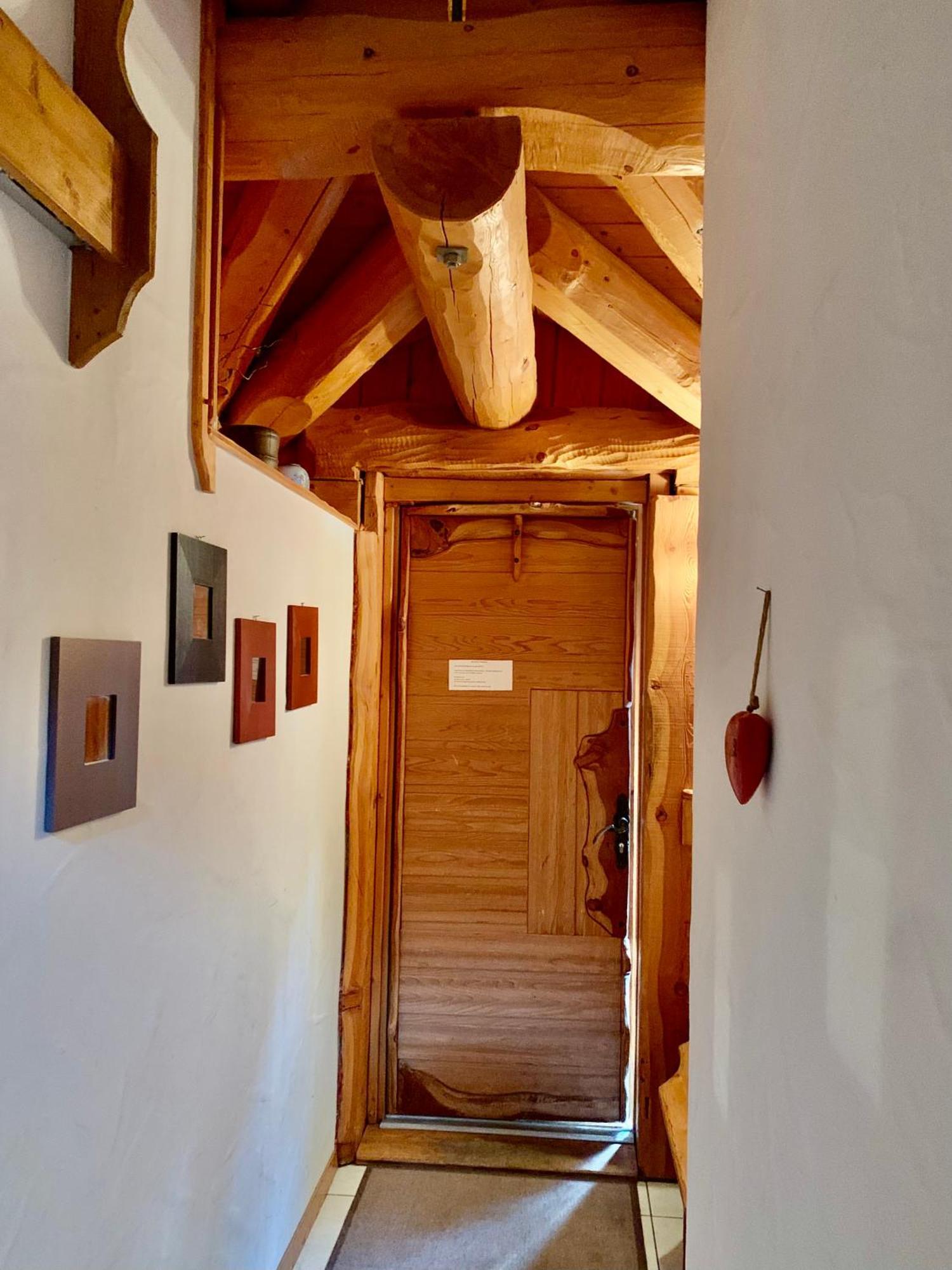 Le Gite de Briey Chalais Extérieur photo